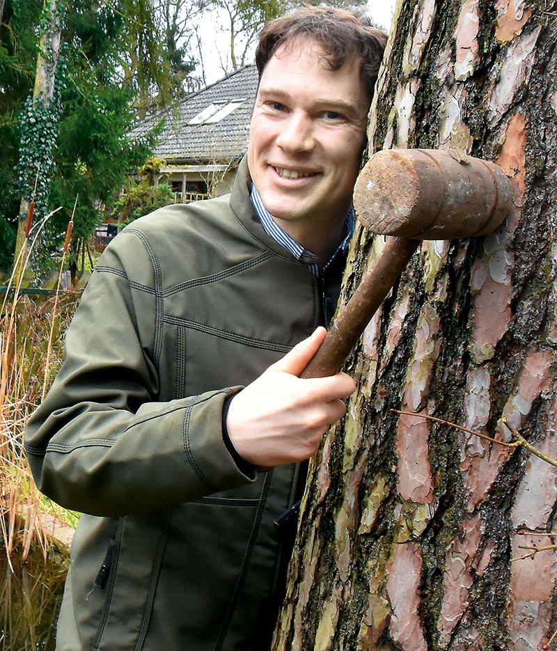 Foto von Henning Widelak, „Baumflüsterer“, Wildau