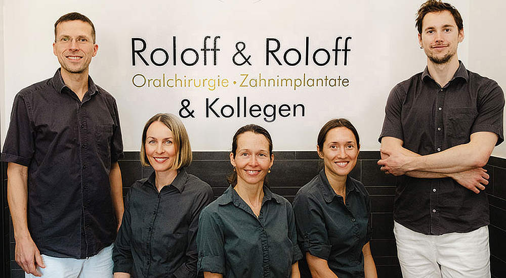 Foto von Dr. Katja Roloff und Dr. Andreas Roloff von der Firma Zentrum für Oralchirurgie und Zahnimplantate Roloff und Kollegen