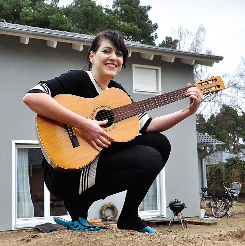 Foto von Henriette Grabow, Band „Swing Schlampen“, Zeuthen