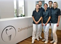 Foto von Dr. Katja Roloff und Dr. Andreas Roloff von der Firma Zentrum für Oralchirurgie und Zahnimplantate