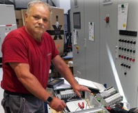Foto von André Schubel und Gert Höhne und Enrico Konschake von der Firma PROMONTAN Elektroplan GmbH