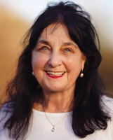 Foto von Marita Rosowski von der Firma Lebenslichter Marita Rosowski, Heilpraktikerin für Psychotherapie, Gestalttherapeutin, Traumatherapeutin, Workshops „Innere-Kind-Arbeit“, Autorin